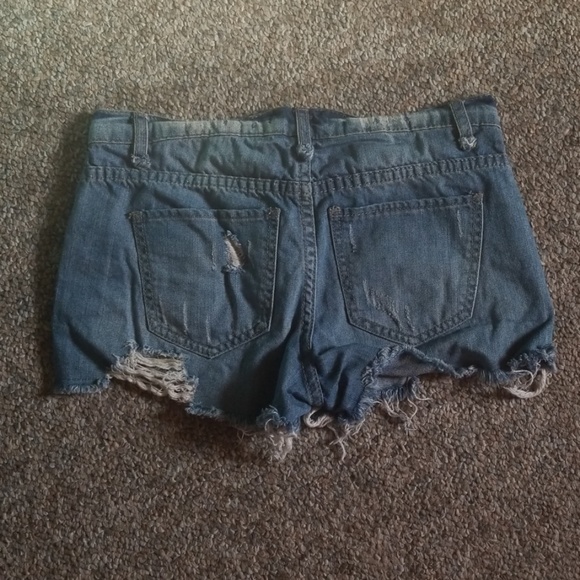 Shorts - Picture 2 of 2